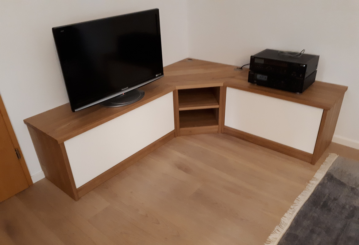 TV-Schrank
